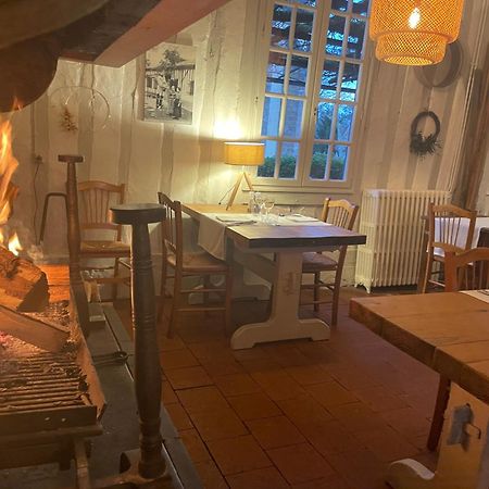 Hotel Et Restaurant Traditionnel L' Escalandes Lesperon  Ngoại thất bức ảnh