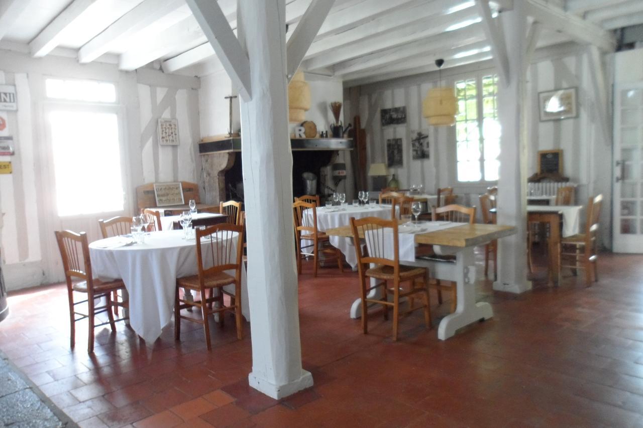 Hotel Et Restaurant Traditionnel L' Escalandes Lesperon  Ngoại thất bức ảnh